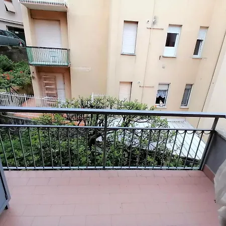 In With Balcony Or Terrace *