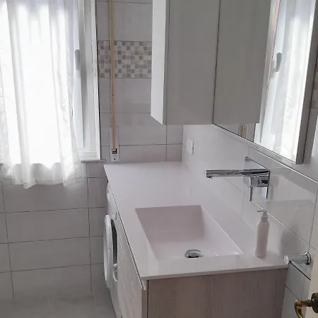 In With Balcony Or Terrace *